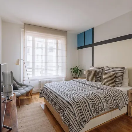 Opulent Ideal For 4 Buttes Chaumont! Appartement Paris