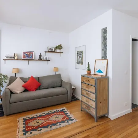 Opulent Ideal For 4 Buttes Chaumont! *