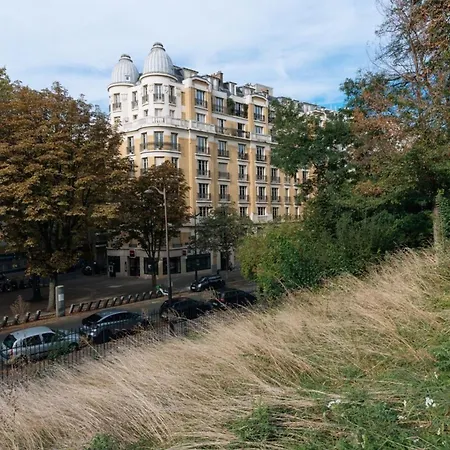 Opulent Ideal For 4 Buttes Chaumont! Paris